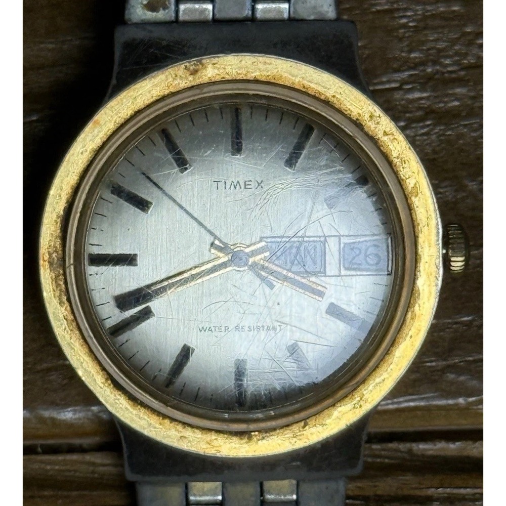 Vintage Timex Marlin Two Tone Wind-up Analog Men's Watch for Repairs - Picture 3 of 4
